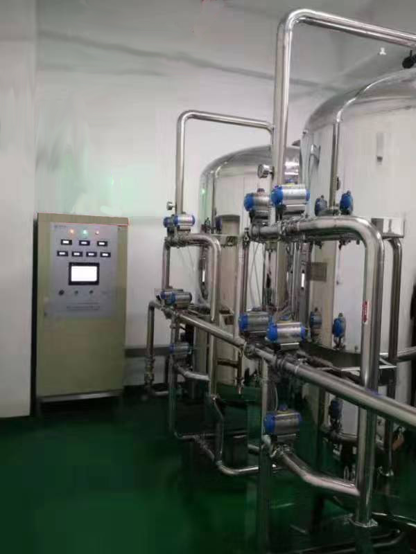 Large front automatic water processor